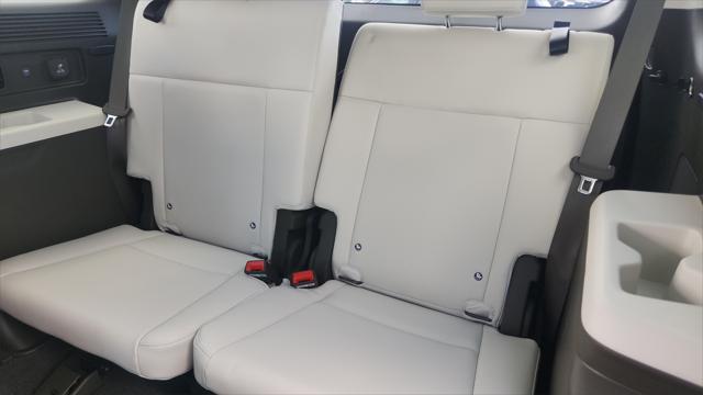new 2025 Hyundai Santa Fe car, priced at $47,444
