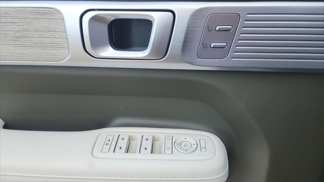 new 2025 Hyundai Santa Fe car, priced at $47,444