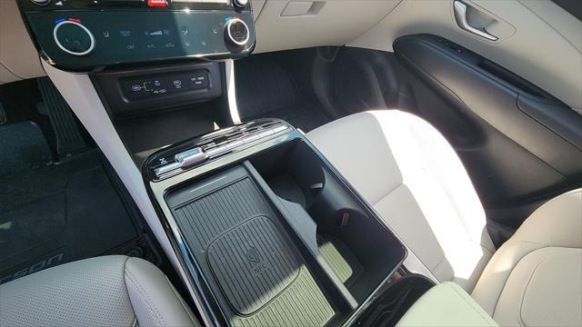 new 2025 Hyundai TUCSON Hybrid car, priced at $37,638