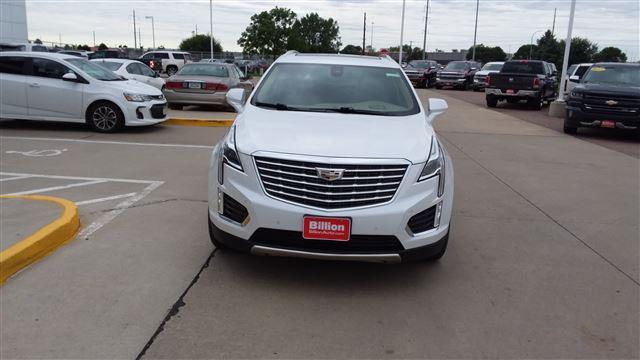 used 2017 Cadillac XT5 car, priced at $33,471