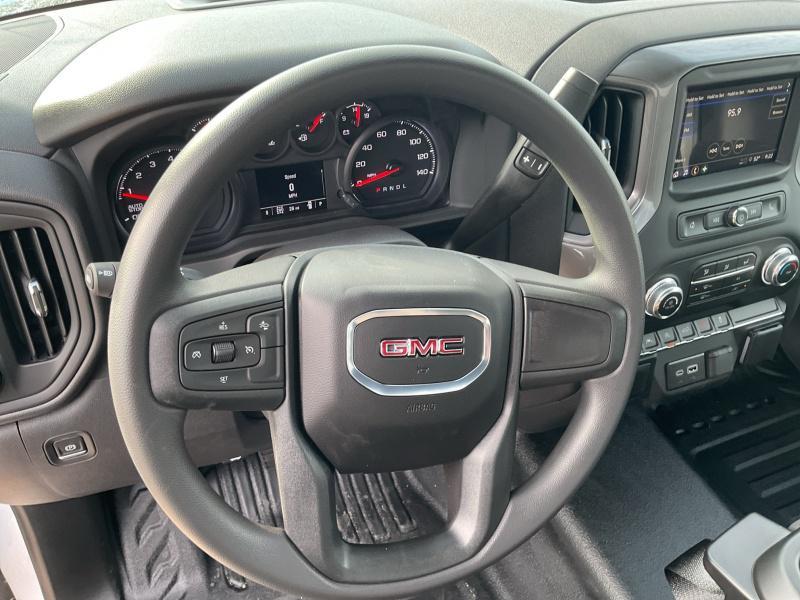 new 2024 GMC Sierra 1500 car, priced at $44,480