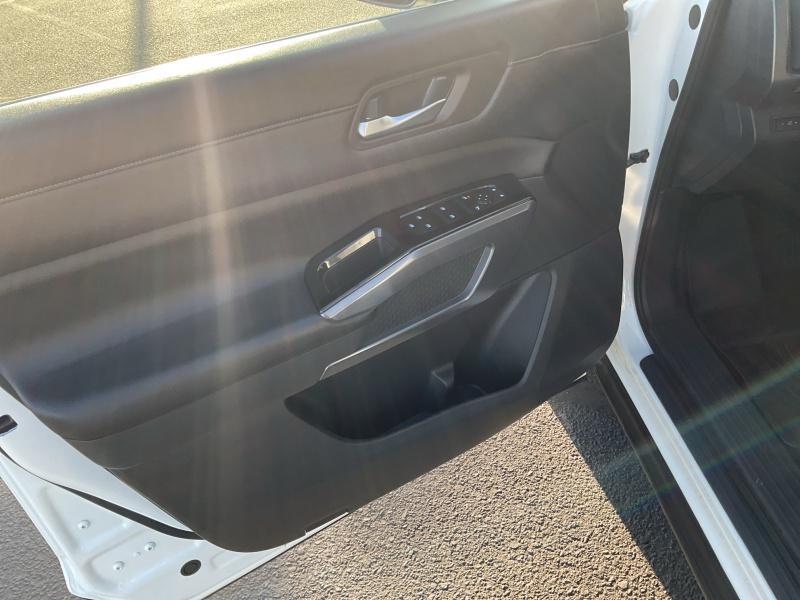 used 2023 Nissan Pathfinder car, priced at $35,944