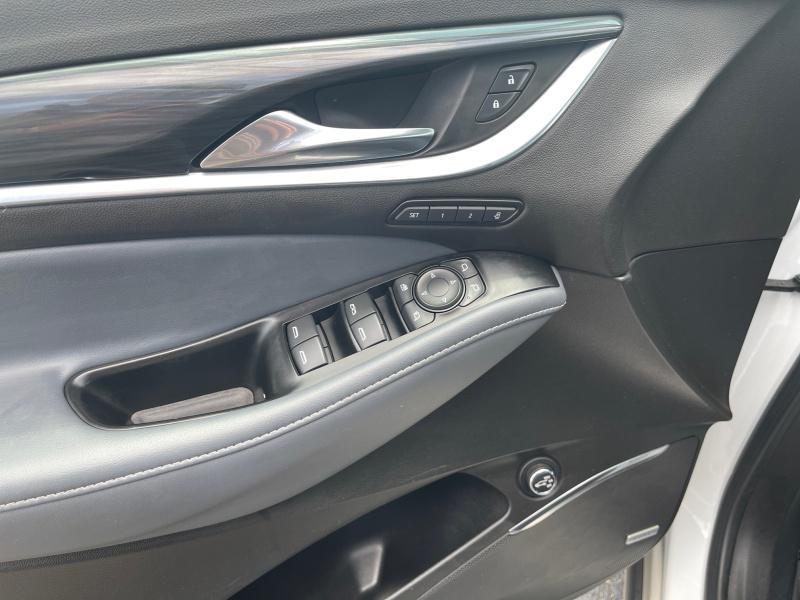 used 2024 Buick Enclave car, priced at $38,944