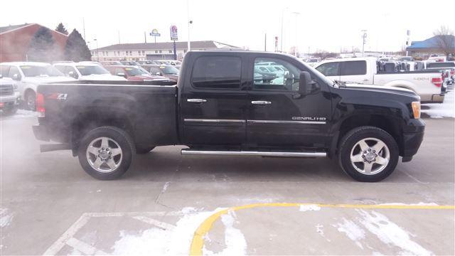 used 2013 GMC Sierra 2500 car, priced at $28,471