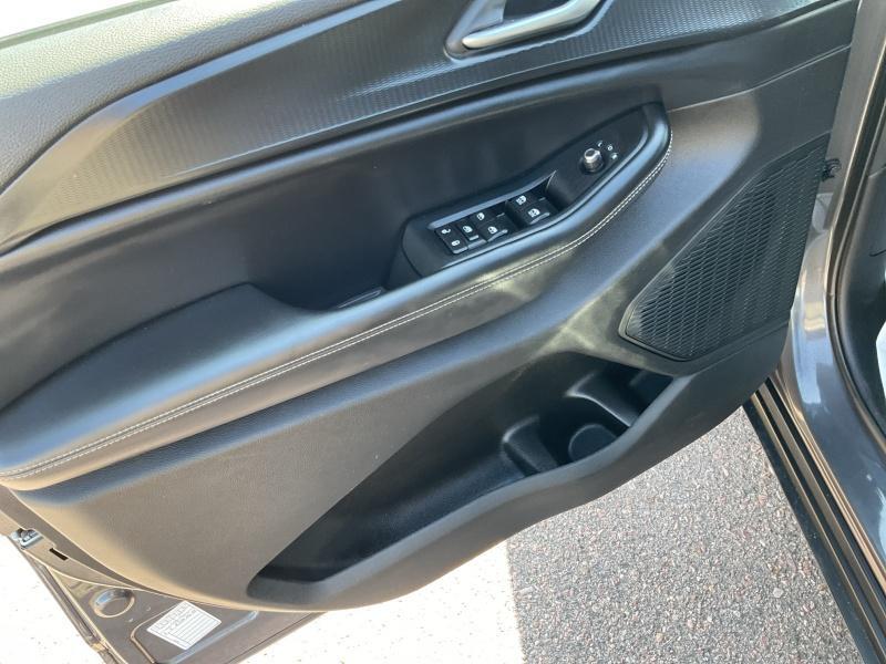 used 2023 Jeep Grand Cherokee L car, priced at $34,944