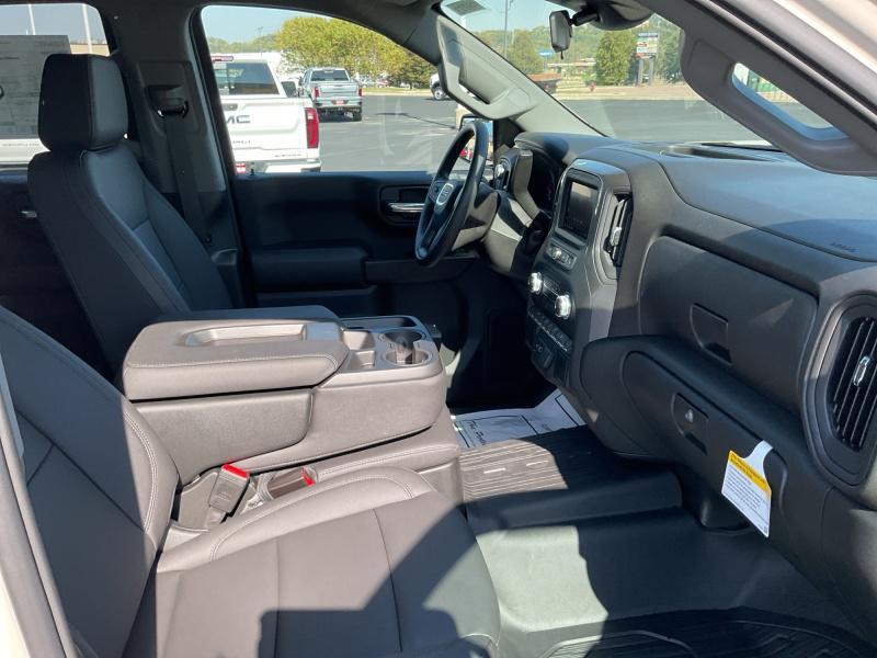 new 2026 GMC Sierra 1500 car, priced at $59,445