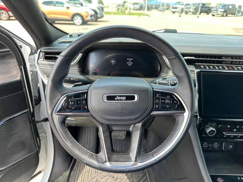 used 2022 Jeep Grand Cherokee car, priced at $39,197