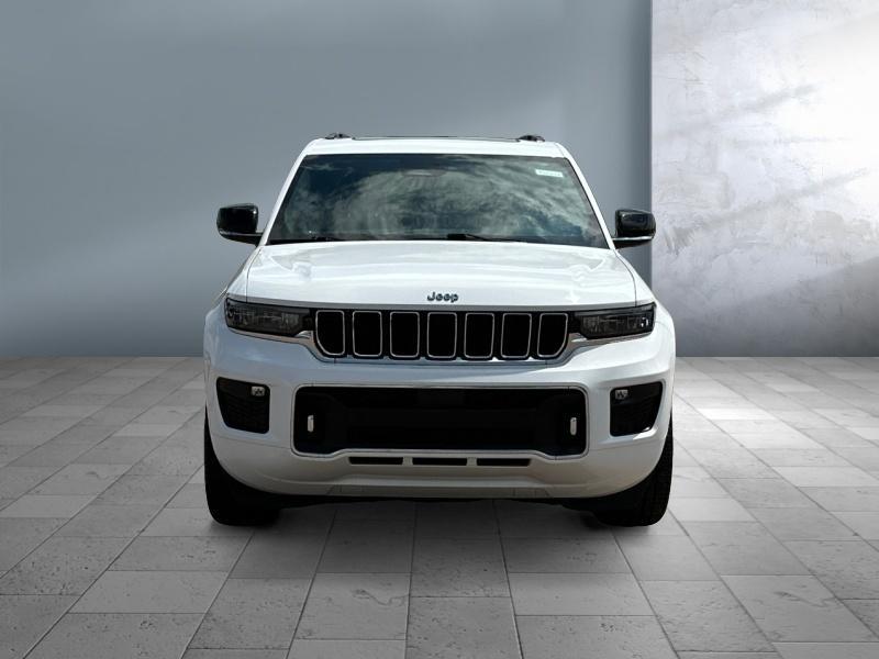 used 2022 Jeep Grand Cherokee car, priced at $39,197