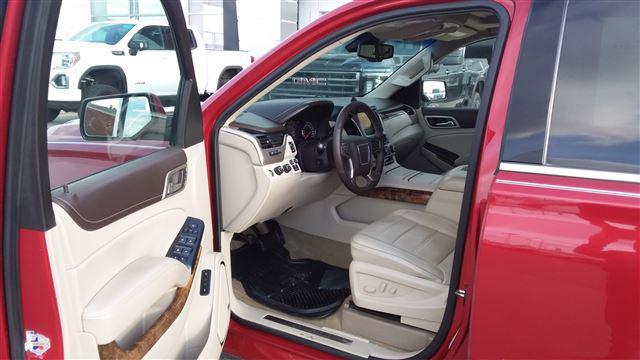 used 2015 GMC Yukon car, priced at $35,471