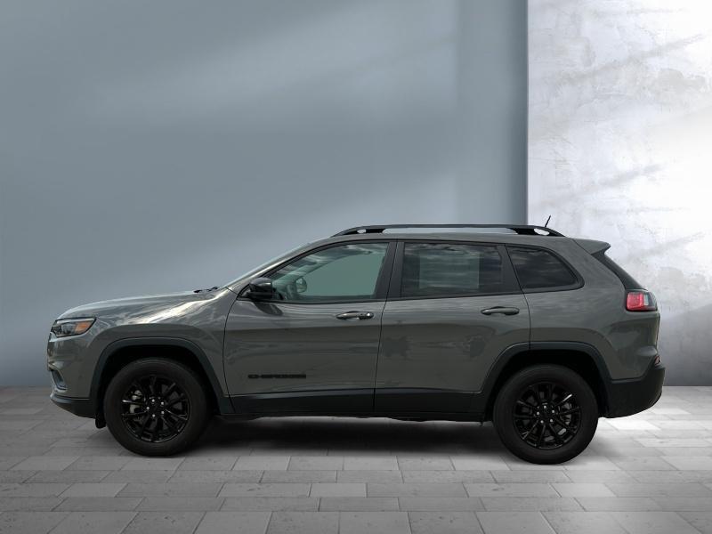 used 2023 Jeep Cherokee car, priced at $27,497