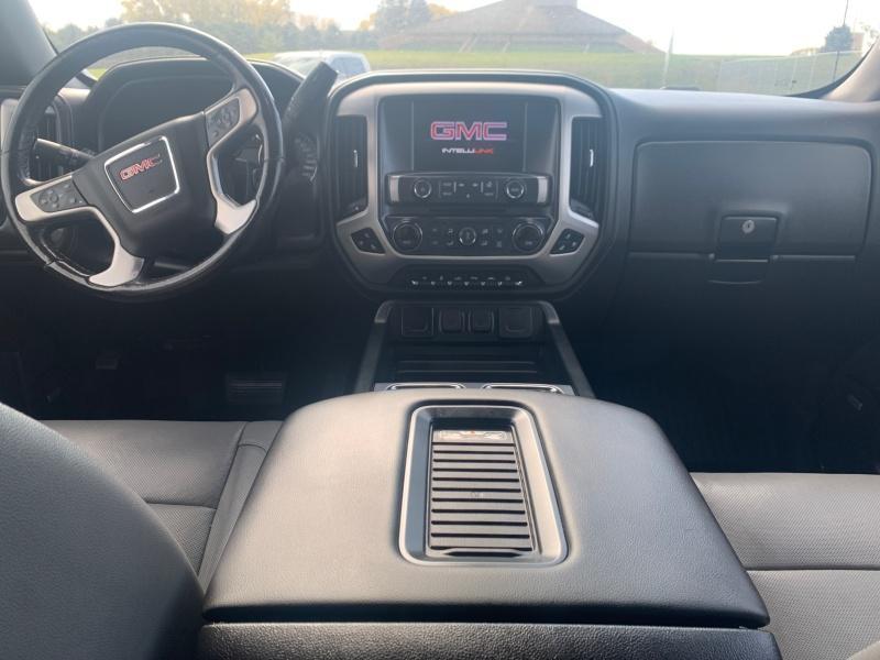 used 2018 GMC Sierra 1500 car, priced at $28,000