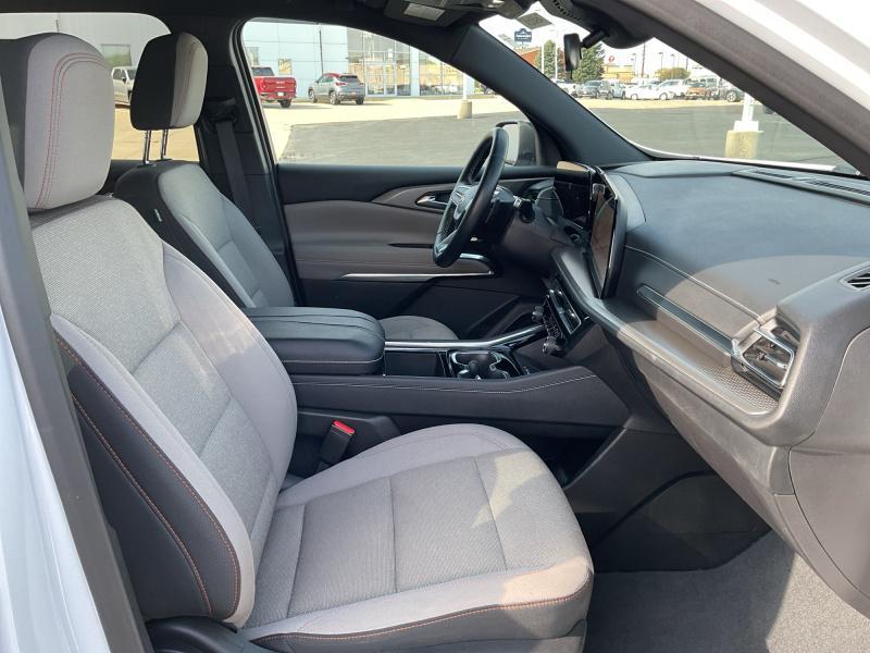 used 2025 Chevrolet Traverse car, priced at $45,944