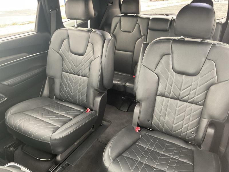 used 2023 Kia Telluride car, priced at $39,944