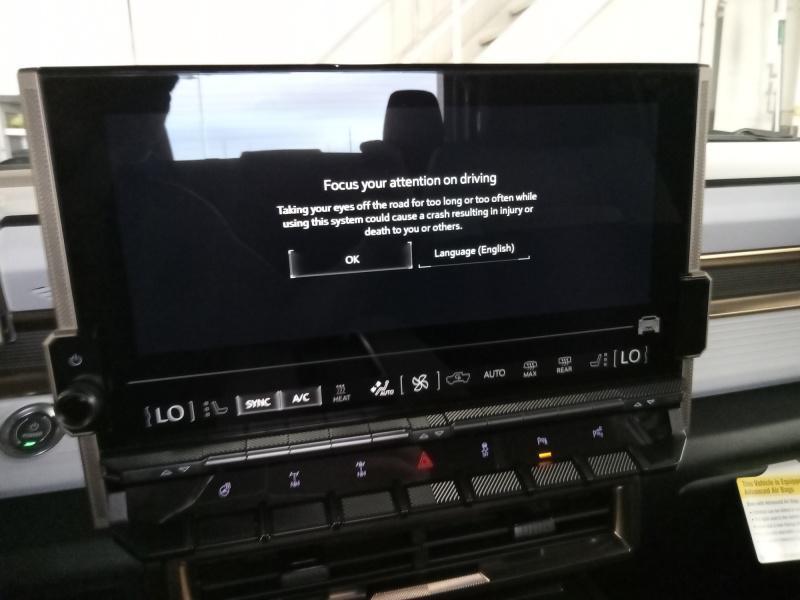 new 2025 GMC HUMMER EV Pickup car, priced at $122,325