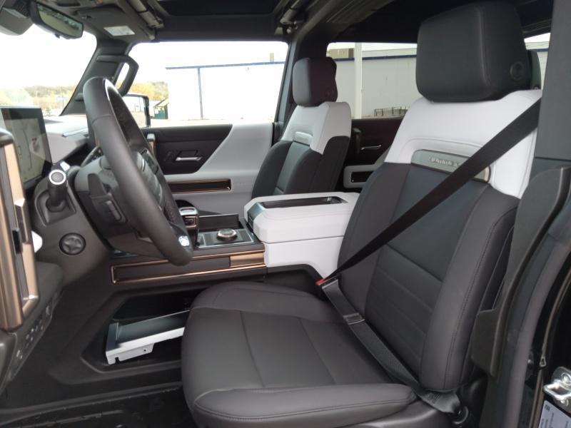 new 2025 GMC HUMMER EV Pickup car, priced at $122,325