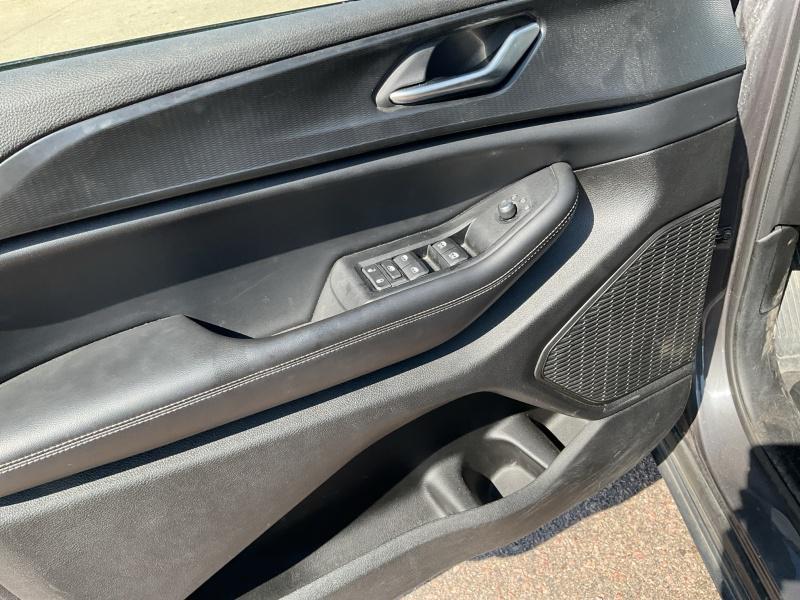 used 2023 Jeep Grand Cherokee L car, priced at $27,280