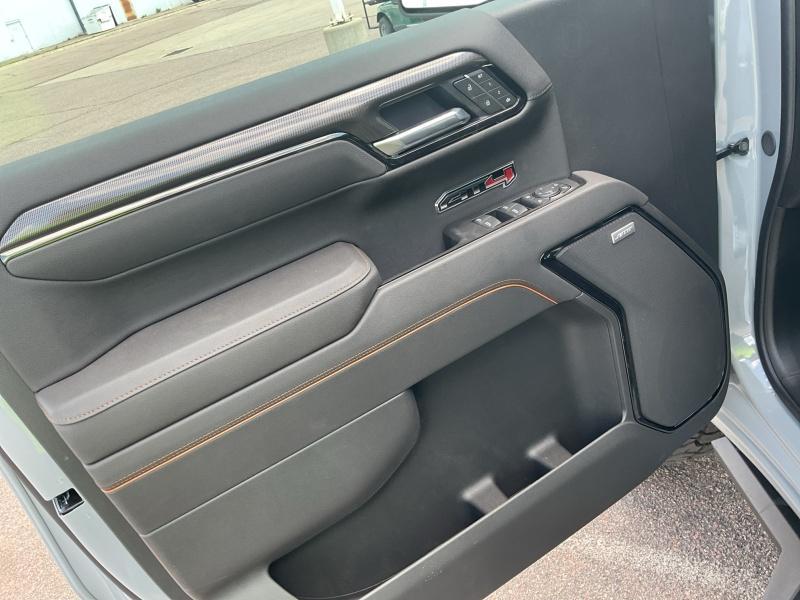 new 2025 GMC Sierra 1500 car, priced at $71,804