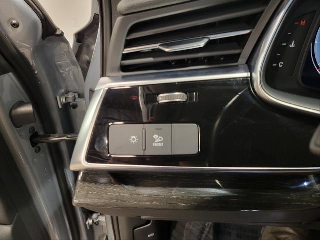 used 2024 Audi Q7 car, priced at $47,400