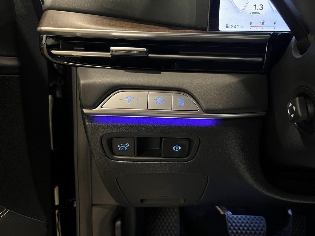 used 2025 Genesis GV80 car, priced at $67,995