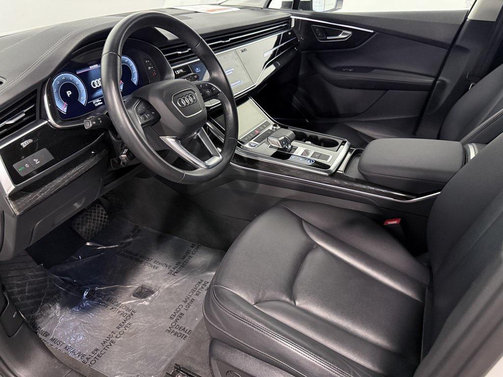 used 2024 Audi Q7 car, priced at $41,699