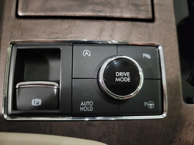 used 2021 Lincoln Navigator car, priced at $53,995
