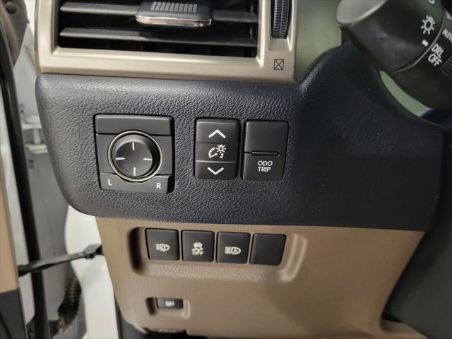 used 2020 Lexus GX 460 car, priced at $37,995