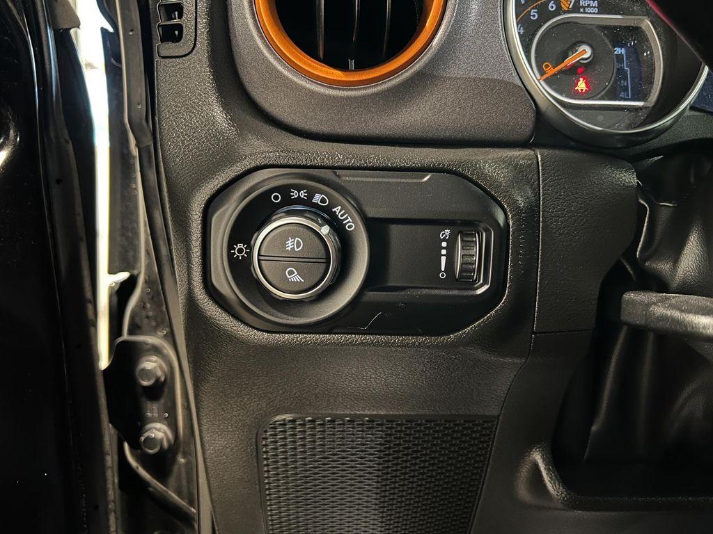 used 2023 Jeep Gladiator car, priced at $40,850