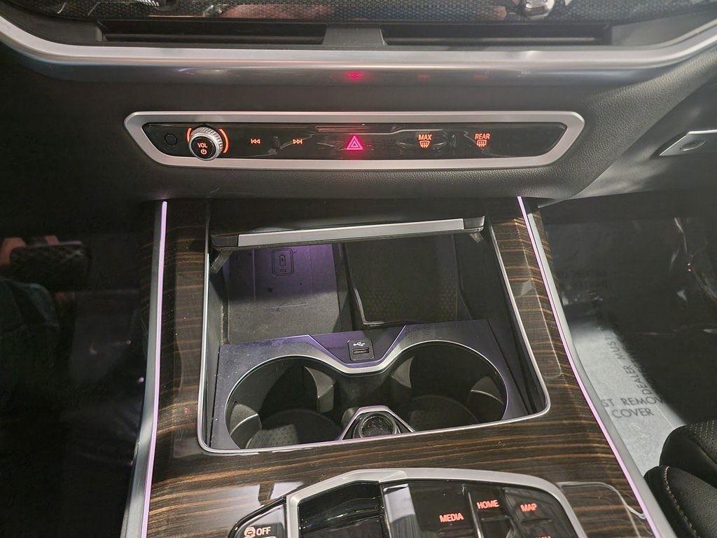 used 2024 BMW X7 car, priced at $64,220