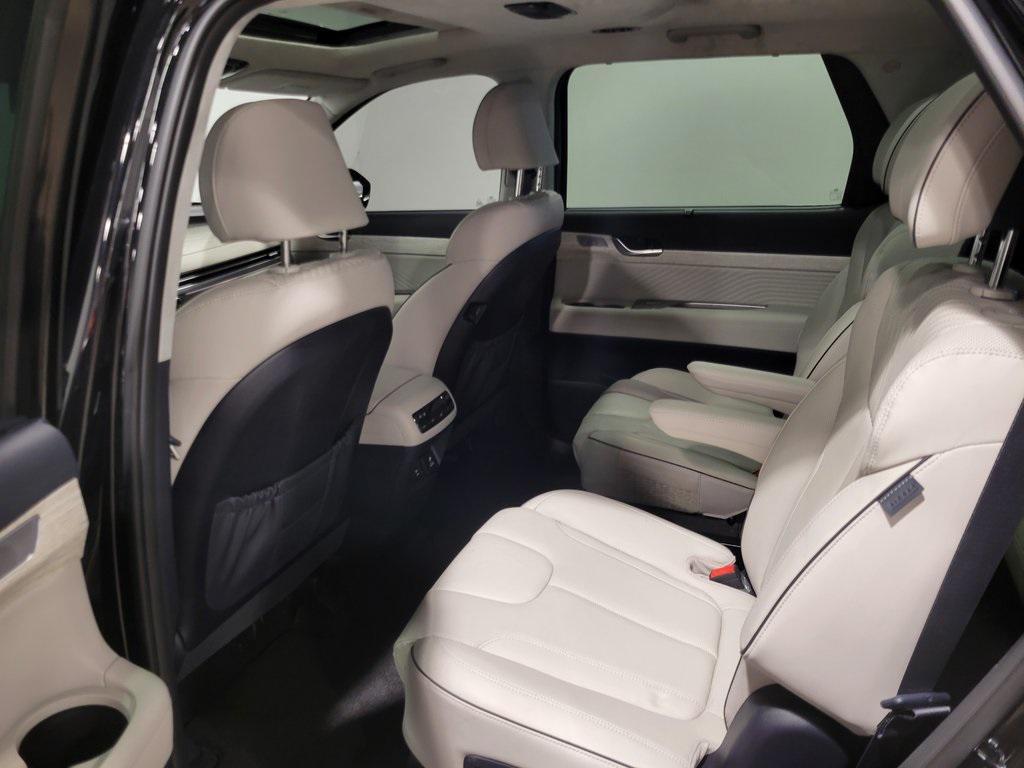 used 2024 Hyundai Palisade car, priced at $44,795