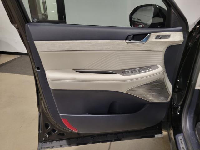 used 2024 Hyundai Palisade car, priced at $45,995