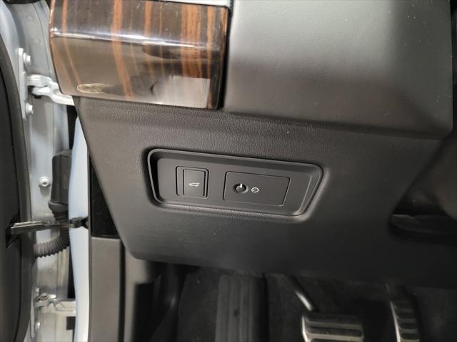 used 2016 Land Rover Range Rover car, priced at $23,995