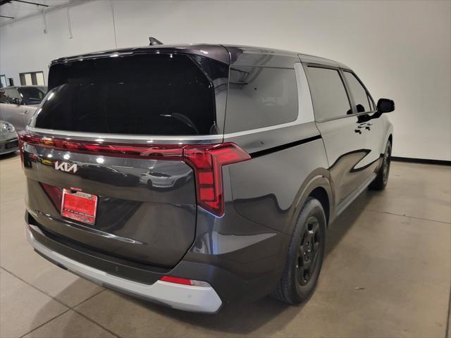 used 2025 Kia Carnival car, priced at $38,895