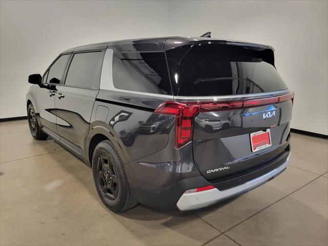 used 2025 Kia Carnival car, priced at $38,895