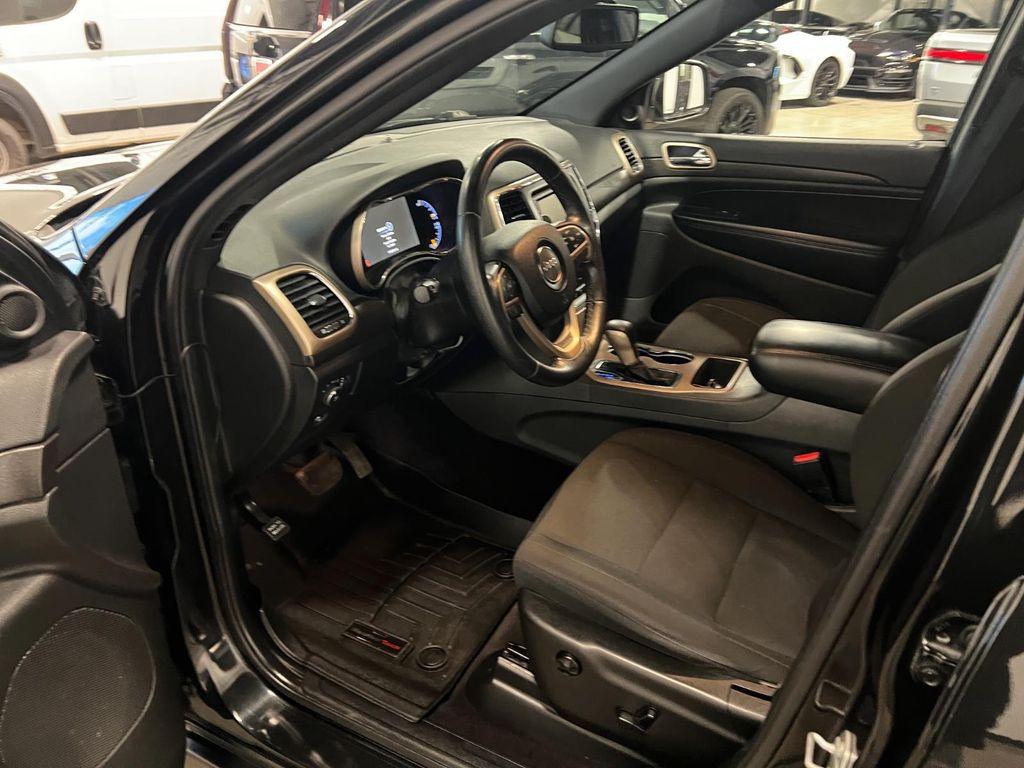 used 2016 Jeep Grand Cherokee car, priced at $12,995