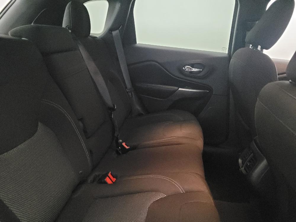 used 2019 Jeep Cherokee car, priced at $16,995