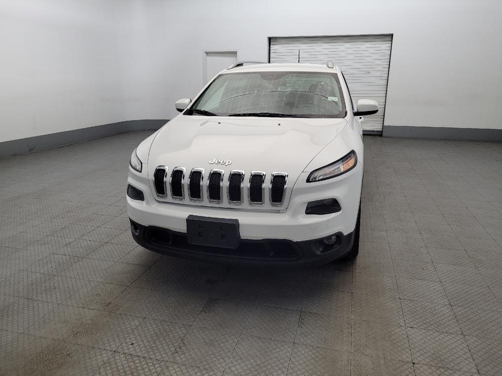 used 2018 Jeep Cherokee car, priced at $16,195