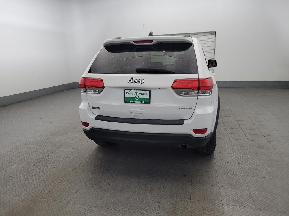 used 2015 Jeep Grand Cherokee car, priced at $16,295