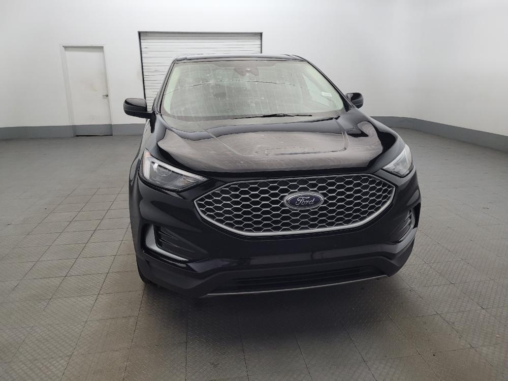 used 2024 Ford Edge car, priced at $22,295