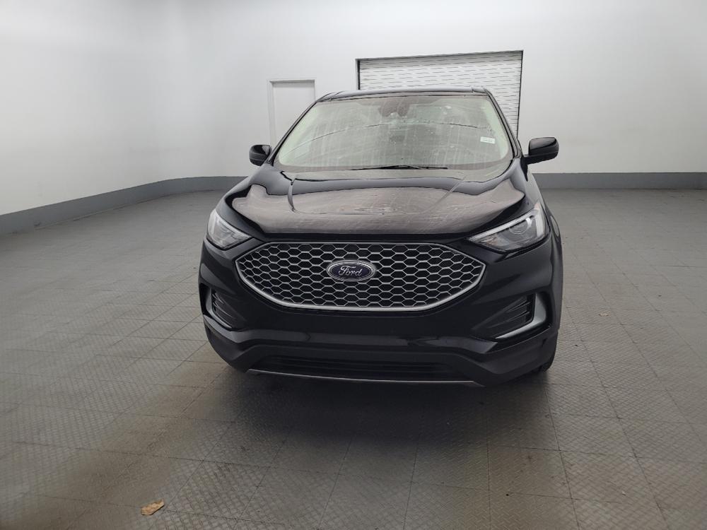 used 2024 Ford Edge car, priced at $22,295