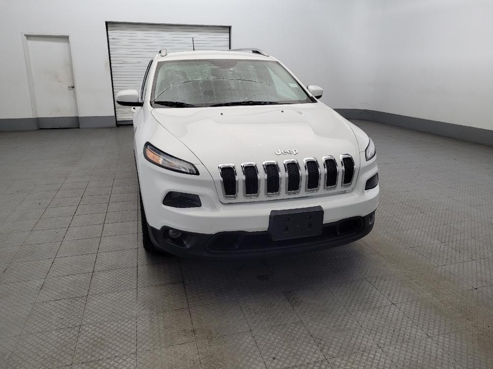 used 2018 Jeep Cherokee car, priced at $15,995