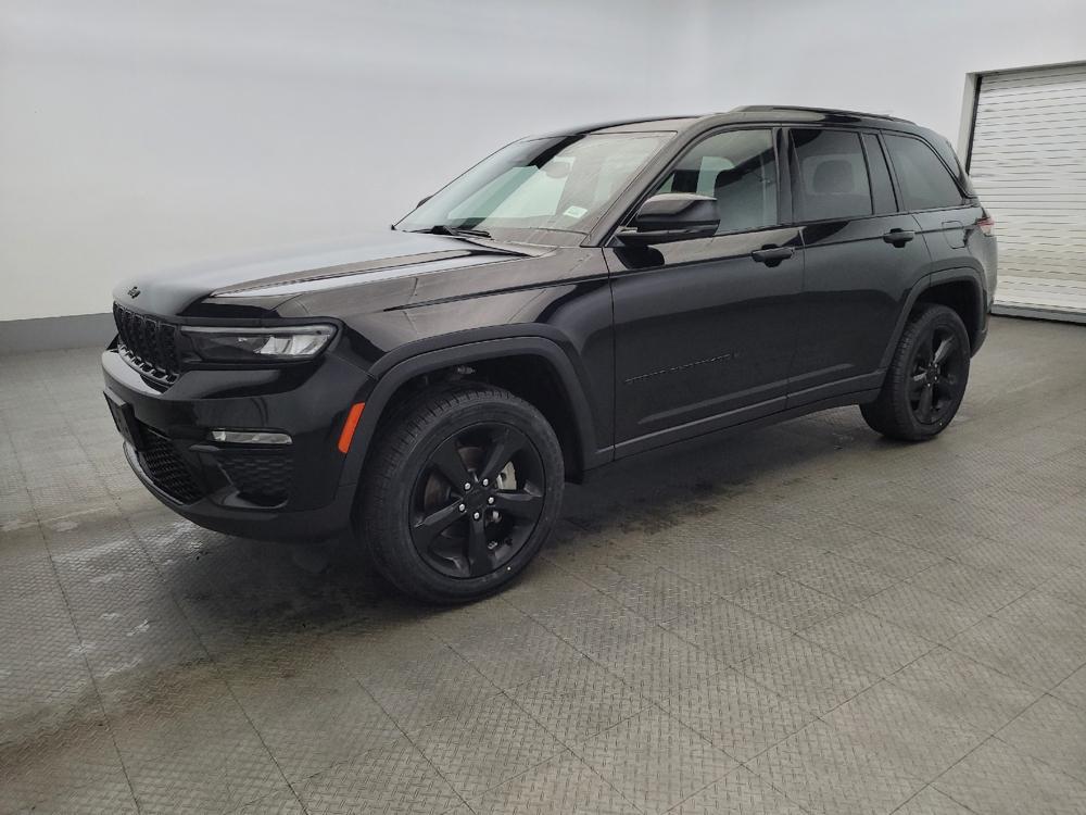 used 2023 Jeep Grand Cherokee car, priced at $29,095