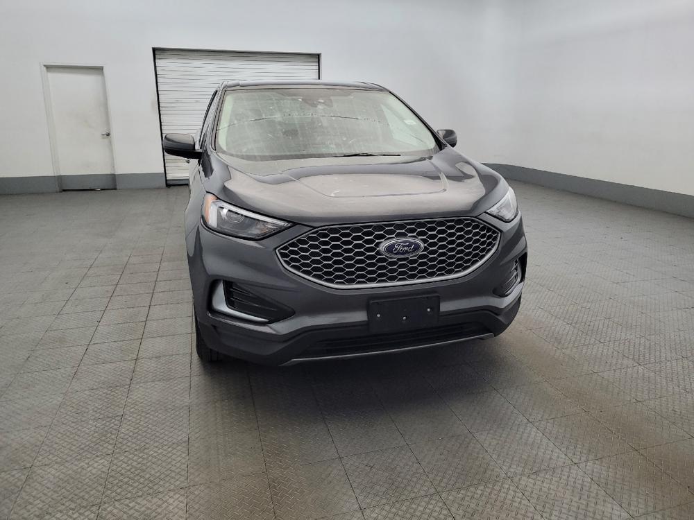 used 2024 Ford Edge car, priced at $22,395