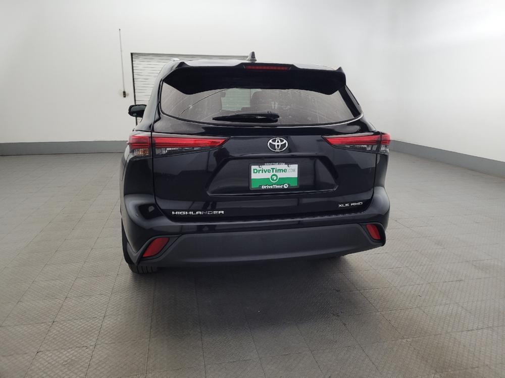 used 2021 Toyota Highlander car, priced at $26,795