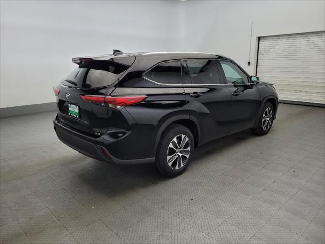 used 2020 Toyota Highlander car, priced at $26,695