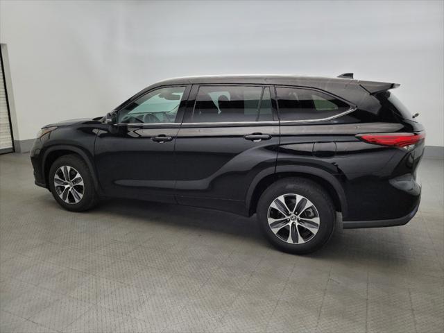 used 2020 Toyota Highlander car, priced at $26,695