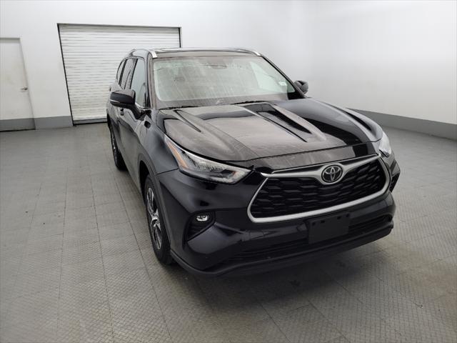 used 2020 Toyota Highlander car, priced at $26,695