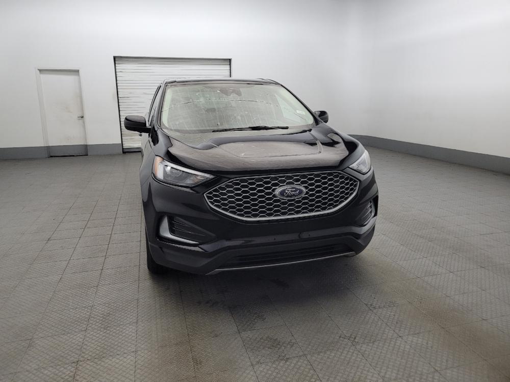 used 2023 Ford Edge car, priced at $22,795
