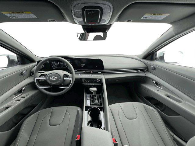 new 2025 Hyundai ELANTRA HEV car
