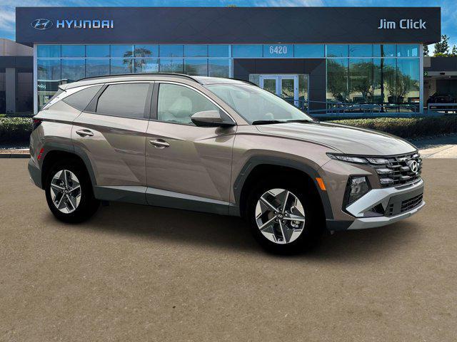 new 2025 Hyundai TUCSON Hybrid car