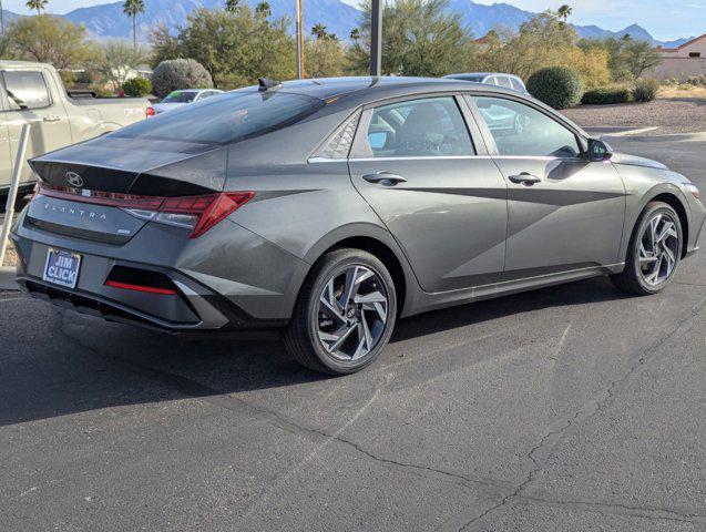 new 2025 Hyundai Elantra car